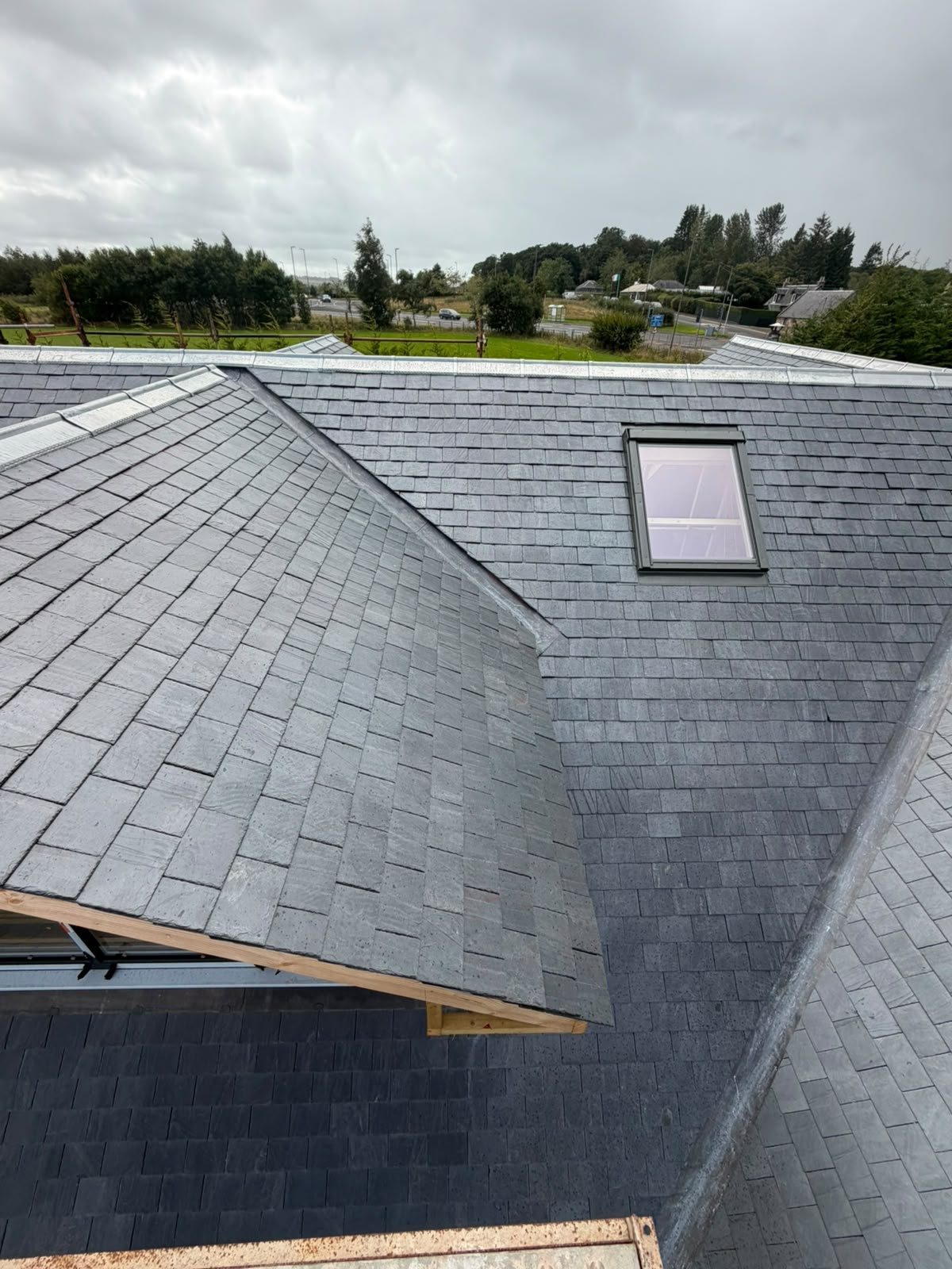 Slate roof with lead valleys and a Velux window, Edinburgh